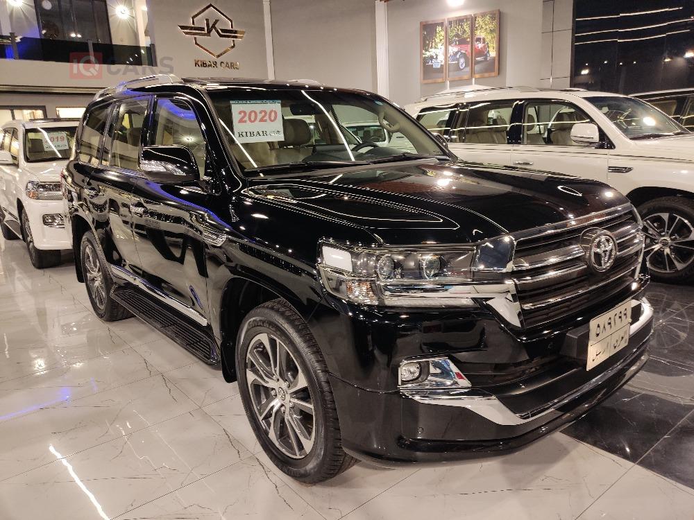 تۆیۆتا لاند کروزەر